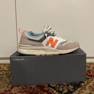 New Balance 997H men’s size 10